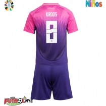 Camiseta Alemania Toni Kroos #8 Visitante Equipación para niños Eurocopa 2024 manga corta (+ pantalones cortos)